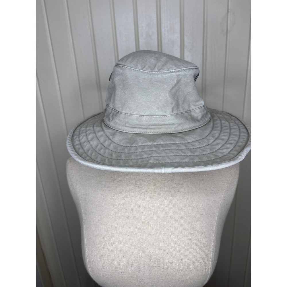 Tilley Endurables T3 Cotton Duck Hat Khaki Tan Mens Size 7 1/2 Made in Canada